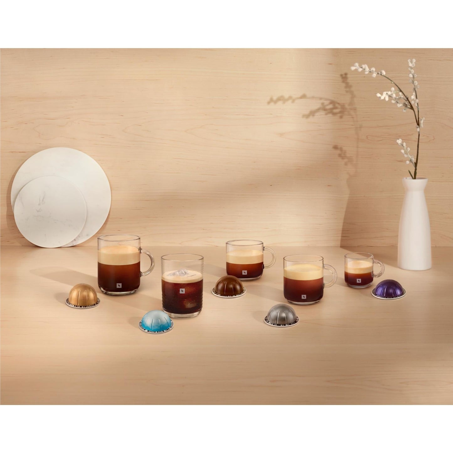 De'Longhi Vertuo Pop Nespresso Capsule Coffee Machine Value Pack (Lemon)