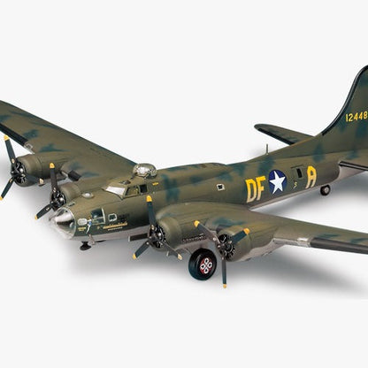 12495 1/72 B17F Memphis Belle Flying Fortress Plastic Model Kit