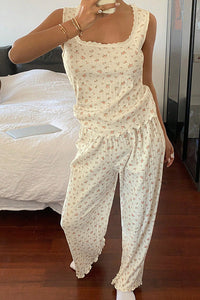 Willluxe® DreamWear – White Floral Short-Sleeve Pajama Set with Long Pants🤍