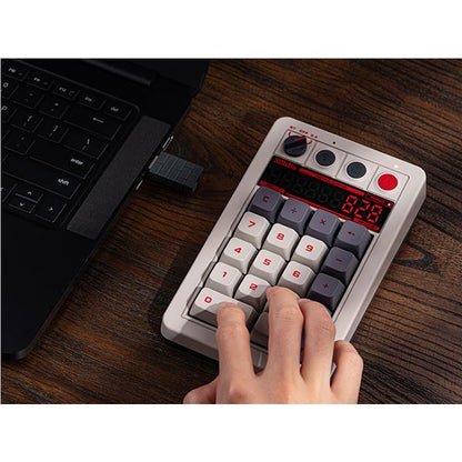 8BitDo Retro 18 Mechanical Numpad (M Edition)
