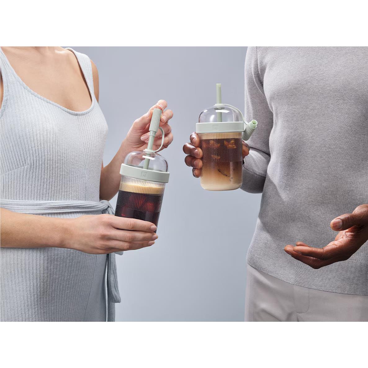 De'Longhi Vertuo Pop Nespresso Capsule Coffee Machine Value Pack (Lemon)