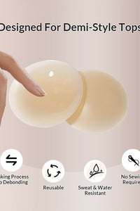 Willluxe® Invisible silicone nipple covers – reusable & hypoallergenic.