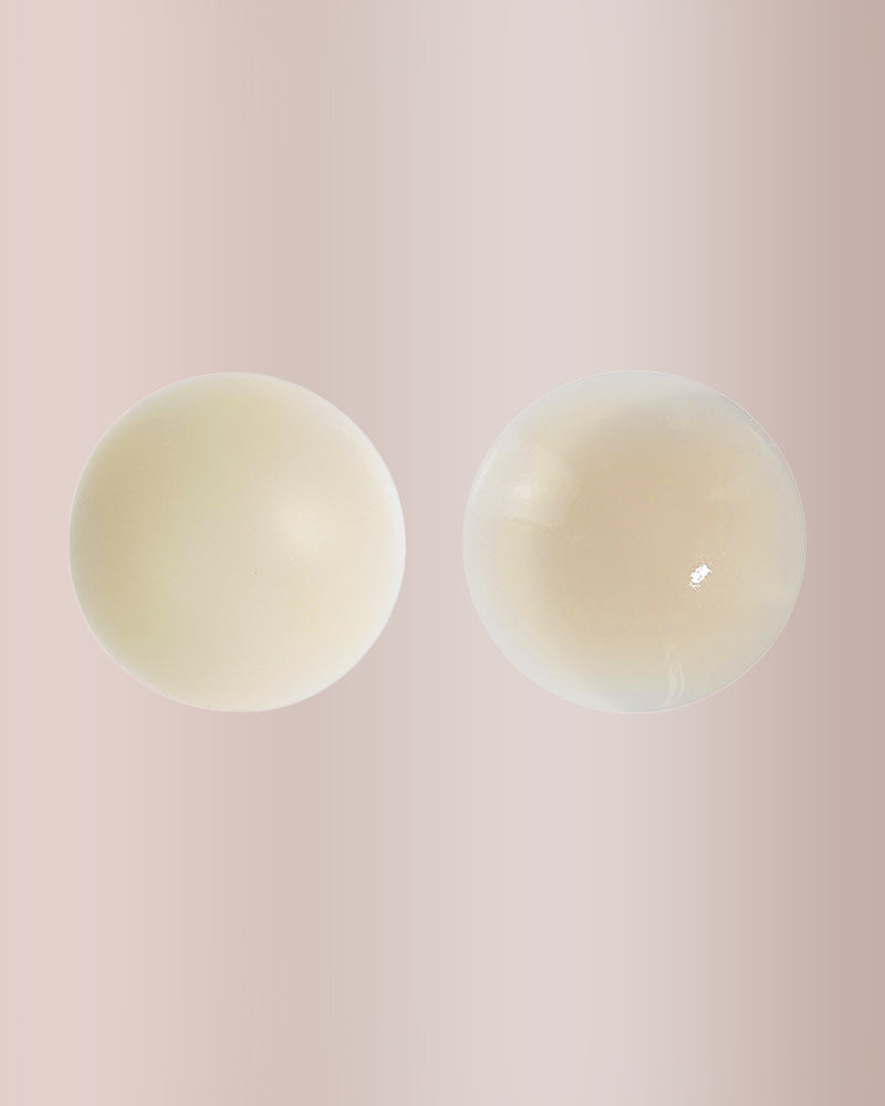 Willluxe® Invisible silicone nipple covers – reusable & hypoallergenic.