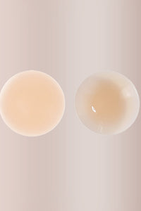 Willluxe® Invisible silicone nipple covers – reusable & hypoallergenic.