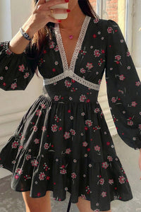 Willluxe® Deep V-Neck Lace Trim Floral Puff Sleeve Mini Dress