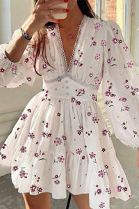 Willluxe® Deep V-Neck Lace Trim Floral Puff Sleeve Mini Dress