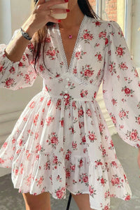Willluxe® Deep V-Neck Lace Trim Floral Puff Sleeve Mini Dress