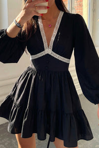 Willluxe® Deep V-Neck Lace Trim Floral Puff Sleeve Mini Dress