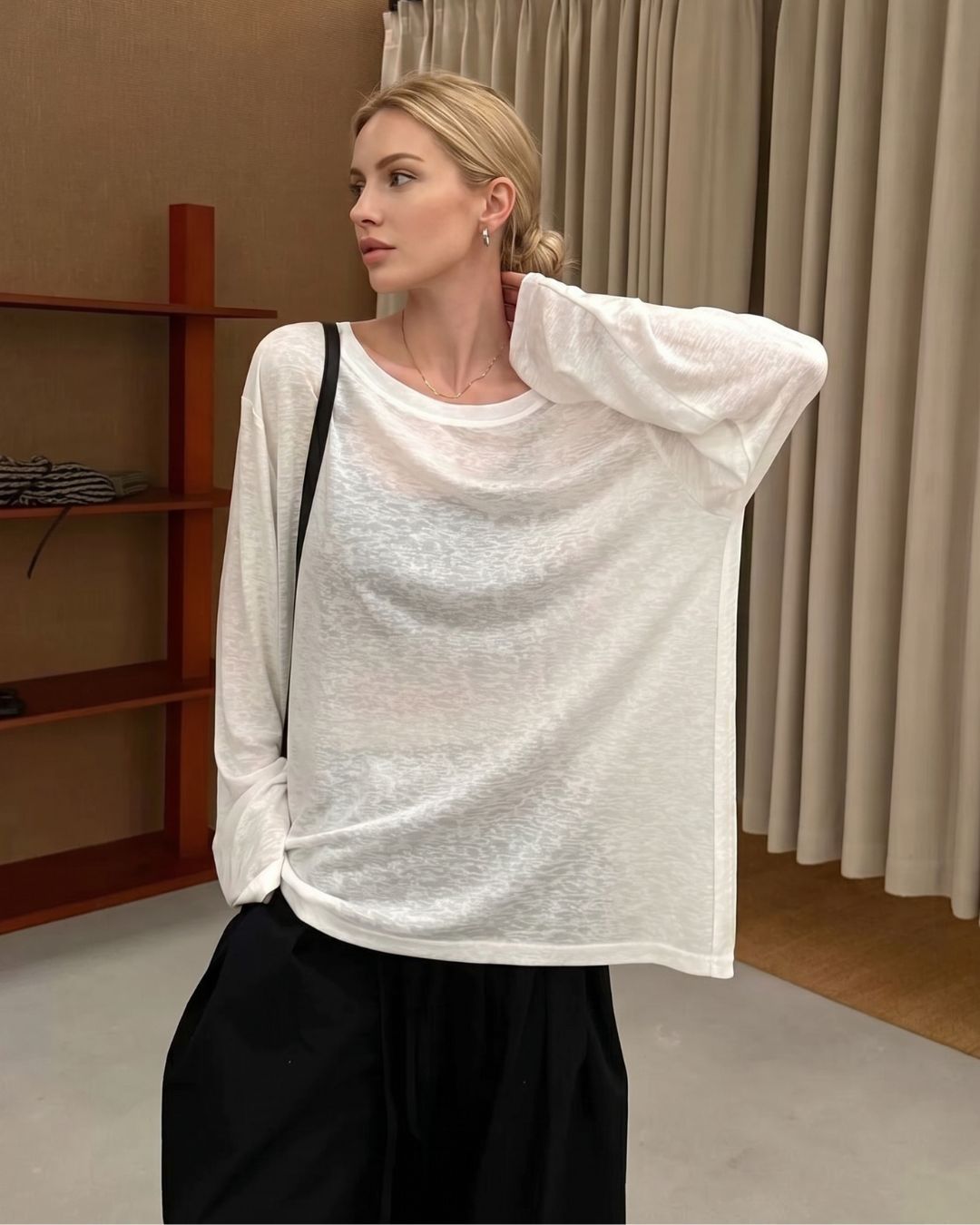 Willluxe® Lace Open-Back Statement Relaxed Fit  Basic Tee