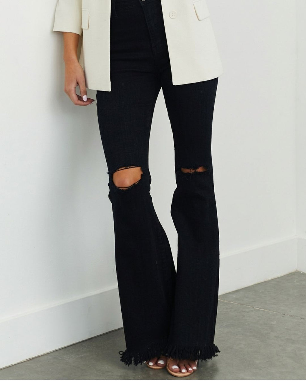Willluxe® Distressed Stretch Flare Jeans