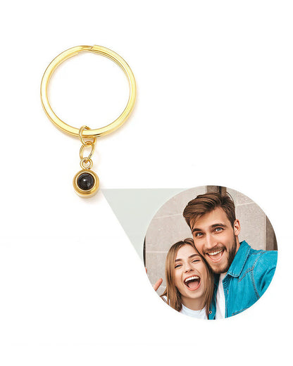 WILLLUXE® Personalized Hidden Photo Projection Keychain