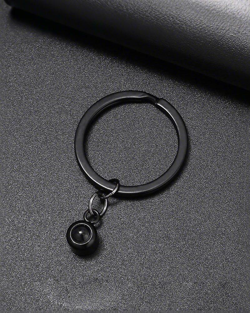 WILLLUXE® Personalized Hidden Photo Projection Keychain