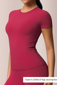 Willluxe® Women’s Solid Slim-Fit Stretch Sports Tee