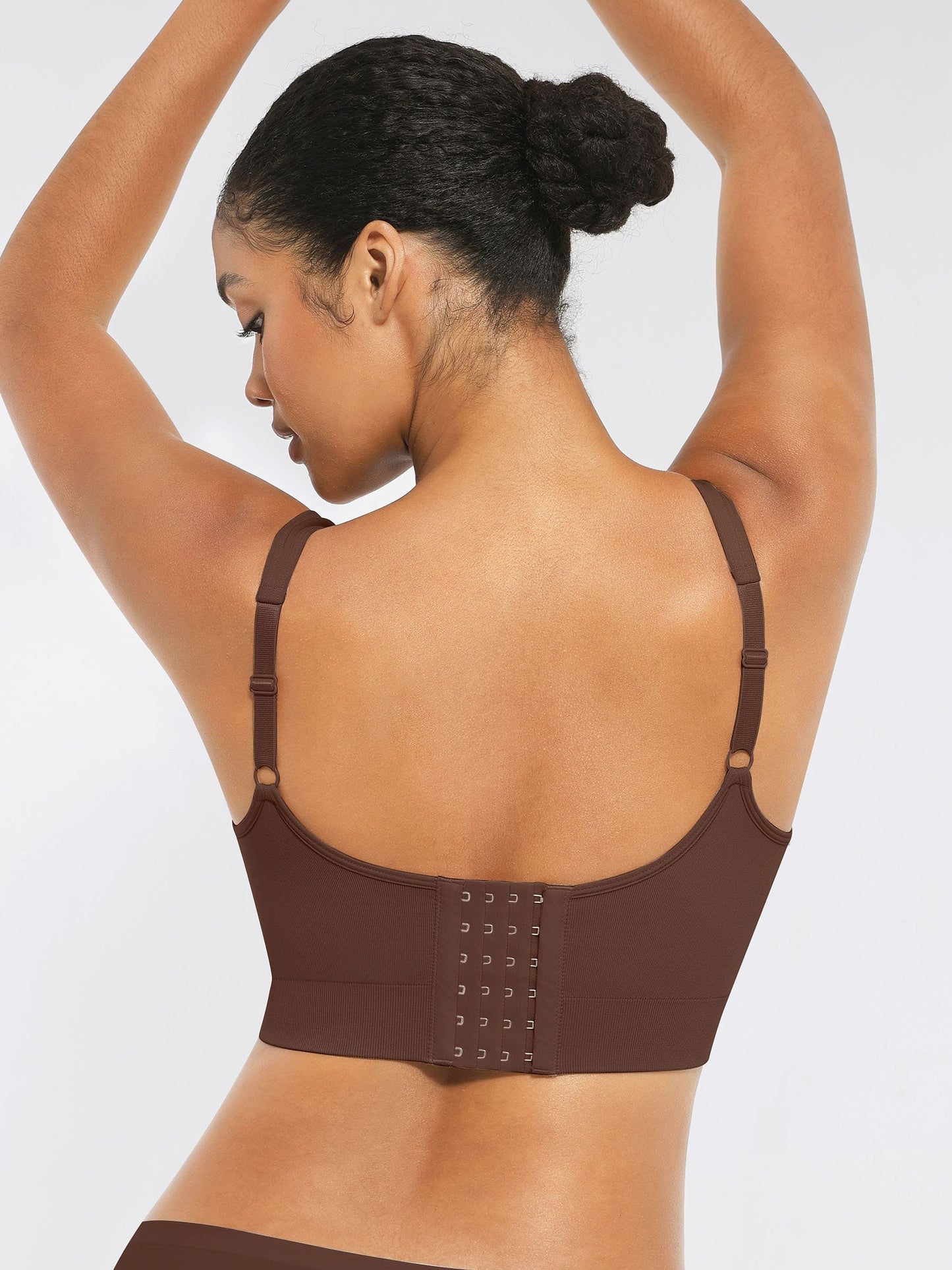 Willluxe Seamless Comfort Bra with Smoothing Support and Adjustable Straps