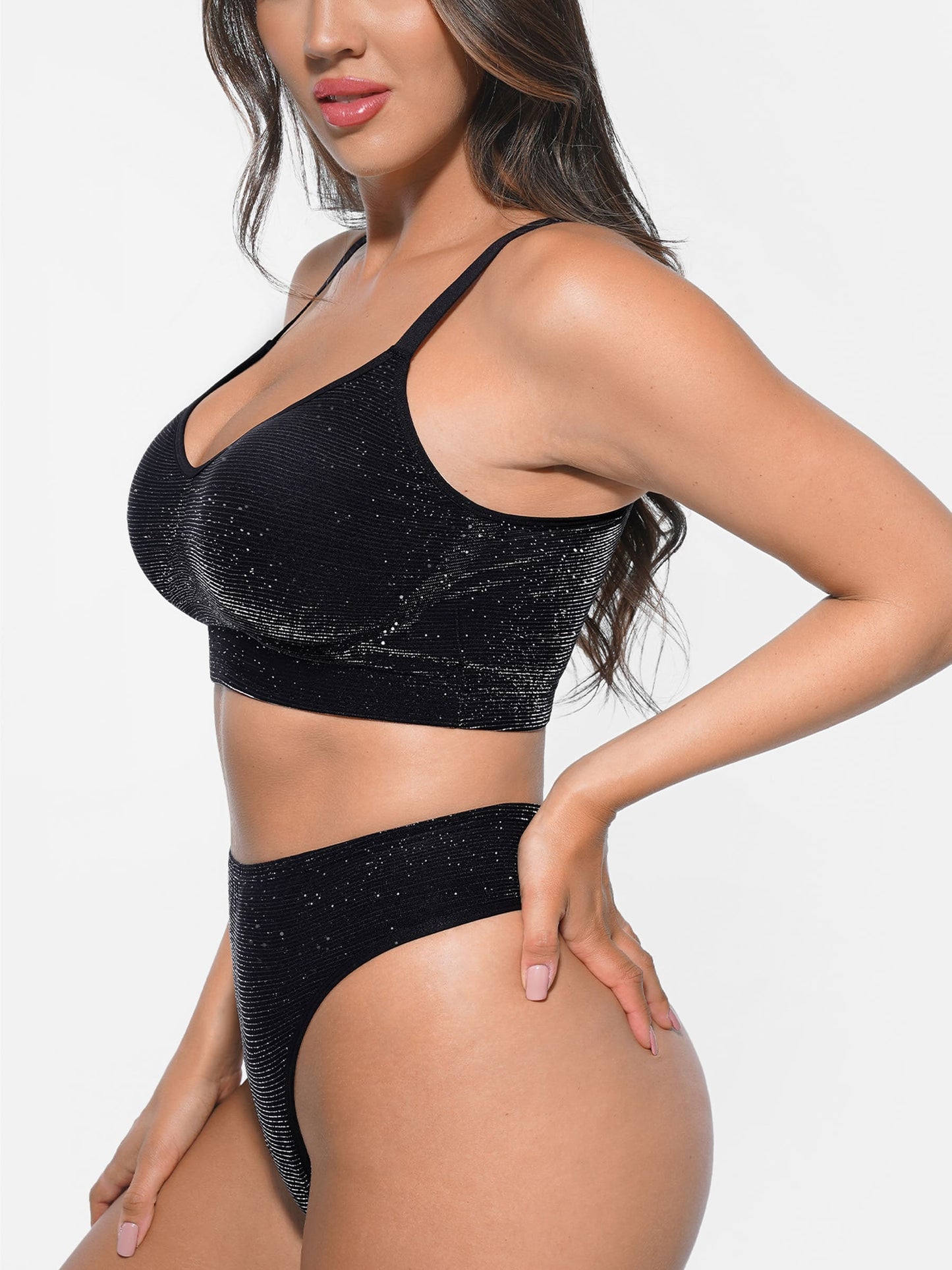 Willluxe 1 Invisible Lift Wireless Comfort Bra + 1 Shimmer Low-Rise Thong