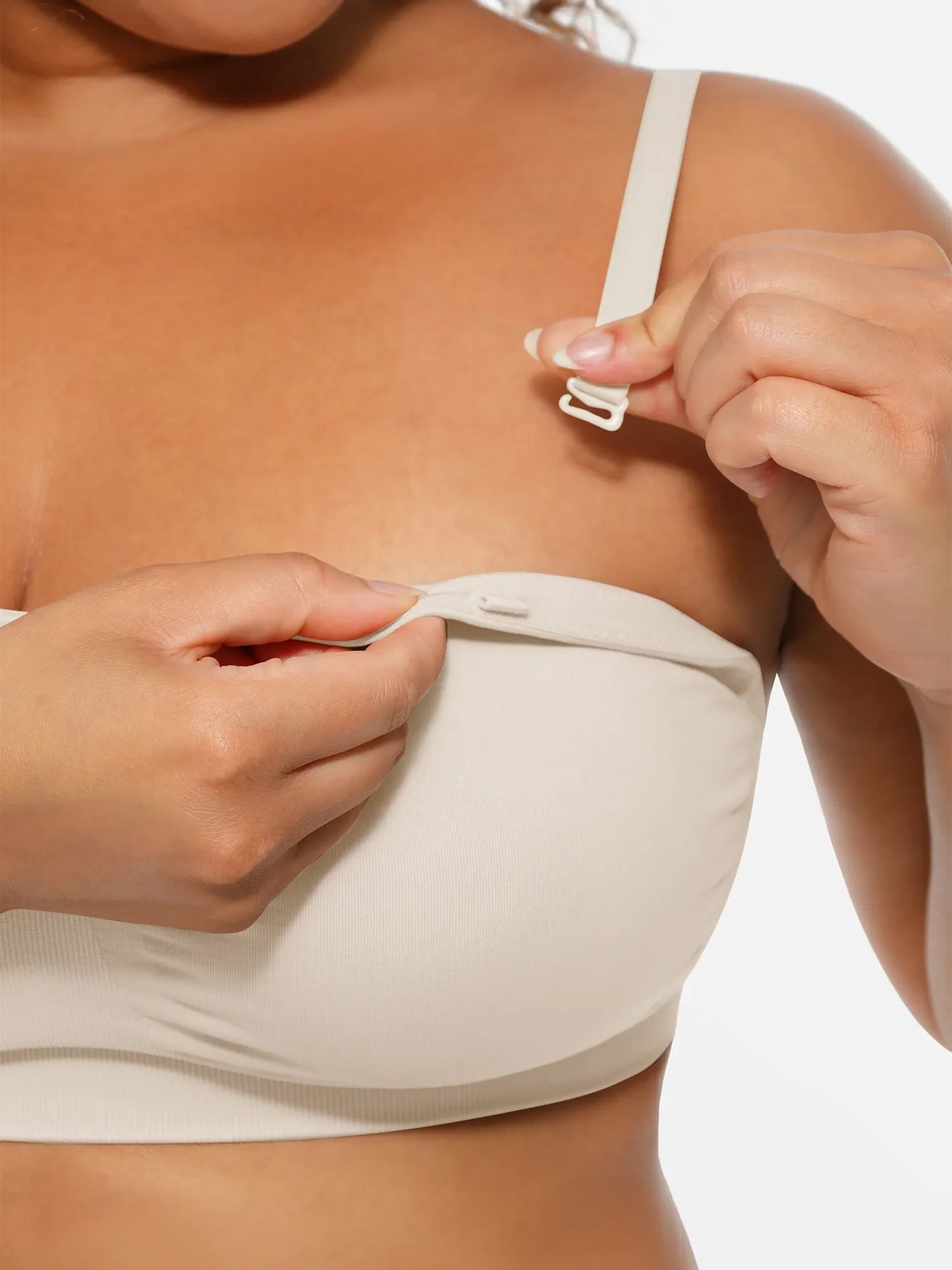 Willluxe Seamless Strapless Anti-Slip Removable Pads Bra