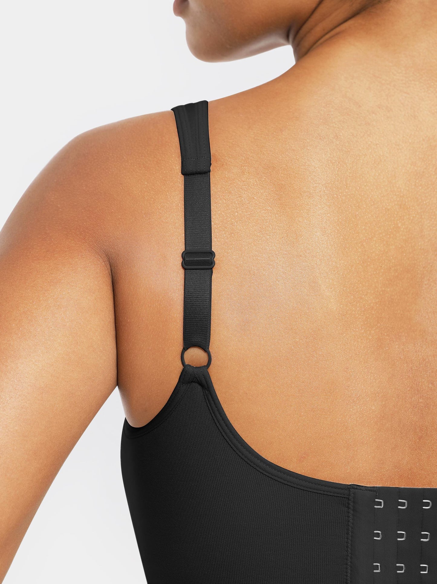 Willluxe Seamless Comfort Bra with Smoothing Support and Adjustable Straps