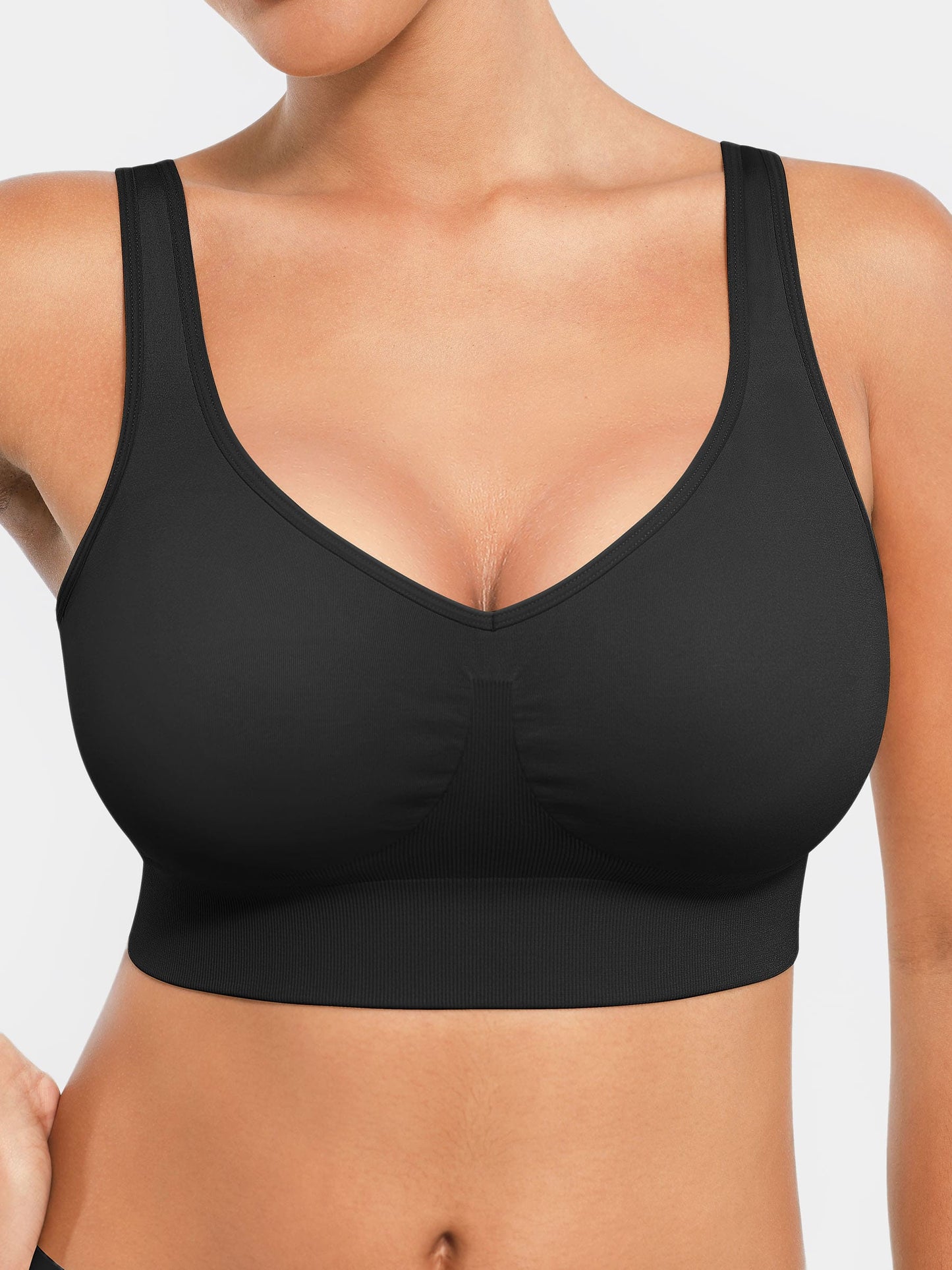 Willluxe Seamless Comfort Bra with Smoothing Support and Adjustable Straps