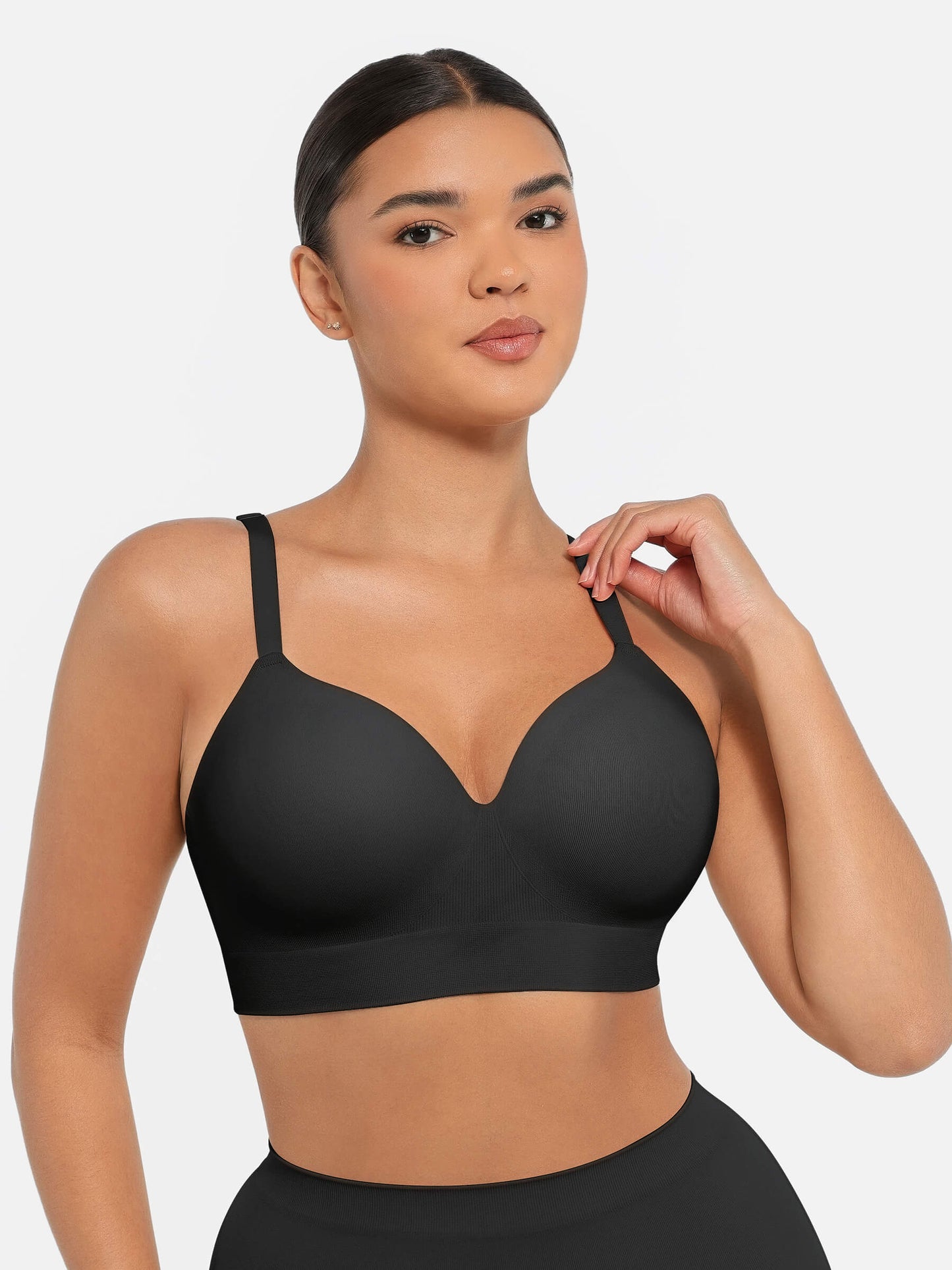 Willluxe 1 Push-Up Seamless Bra + 1 Smooth Seamless Bra